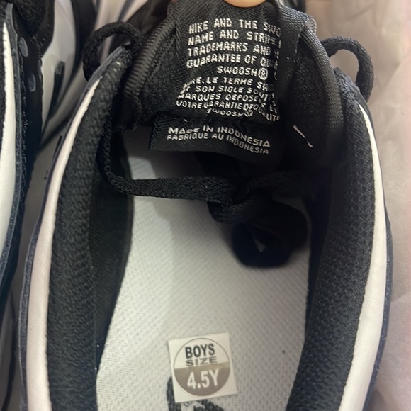 🐼Nike Dunk Low Black and white Pandas 🐼 Women’s 7 - Picture 11 of 11